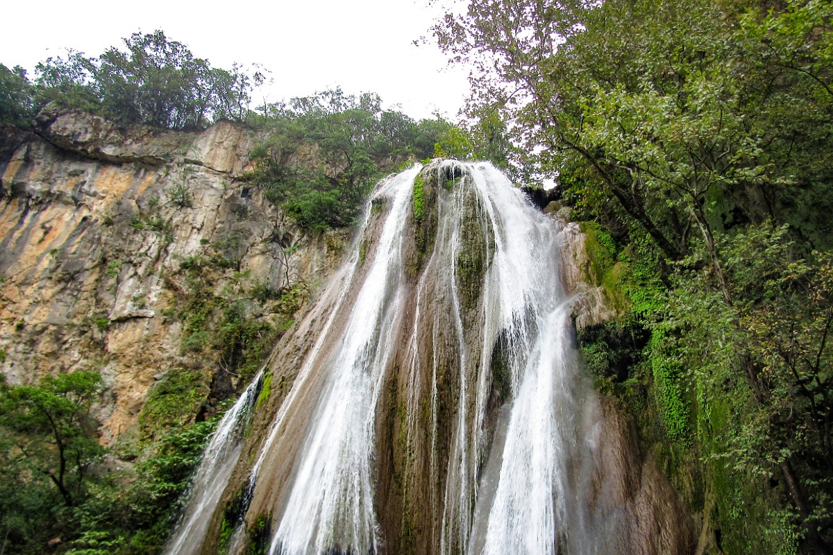 Guía para visitar la cascada Cola de Caballo