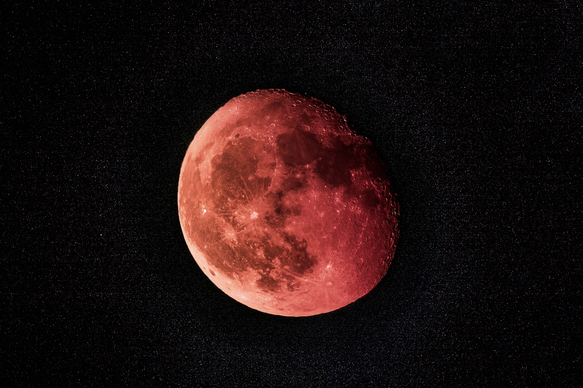 Todo sobre la Luna de Sangre 2025