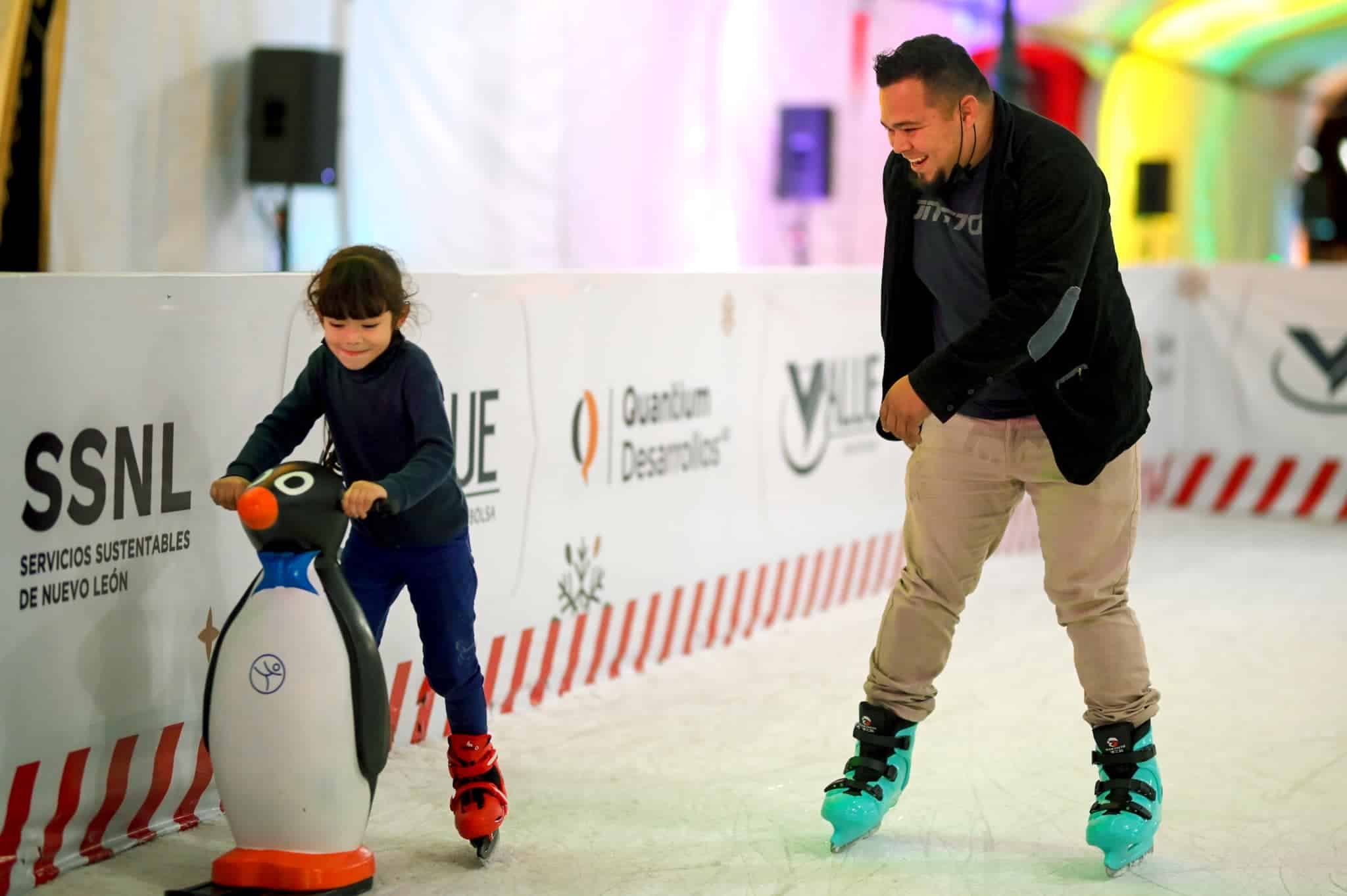 Ice rinks in Monterrey, go skating
