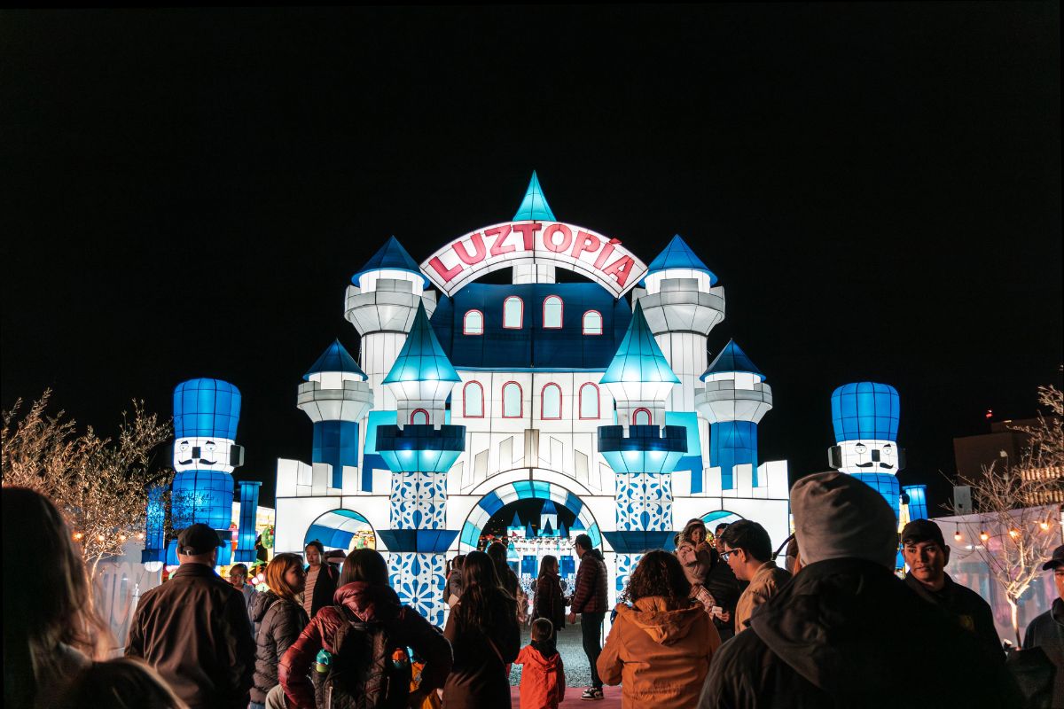 Luztopia returns to Monterrey with all the magic of Christmas: enjoy illuminated figures, an Express to the North Pole, 