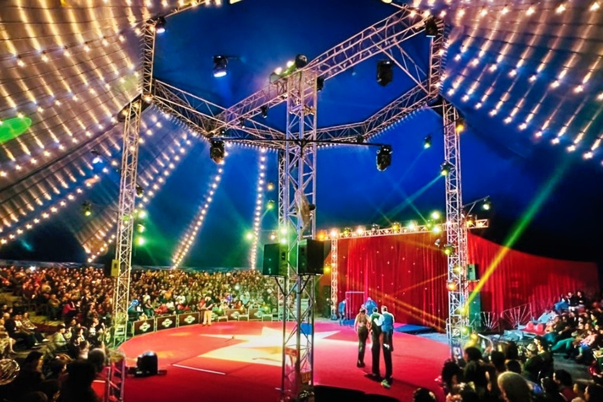 Come to the circus where kids pay the same, no matter where they choose to sit