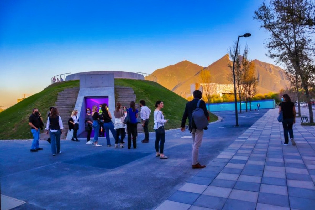 Concierto gratis de luces mágicas en el Skyspace de James Turrell