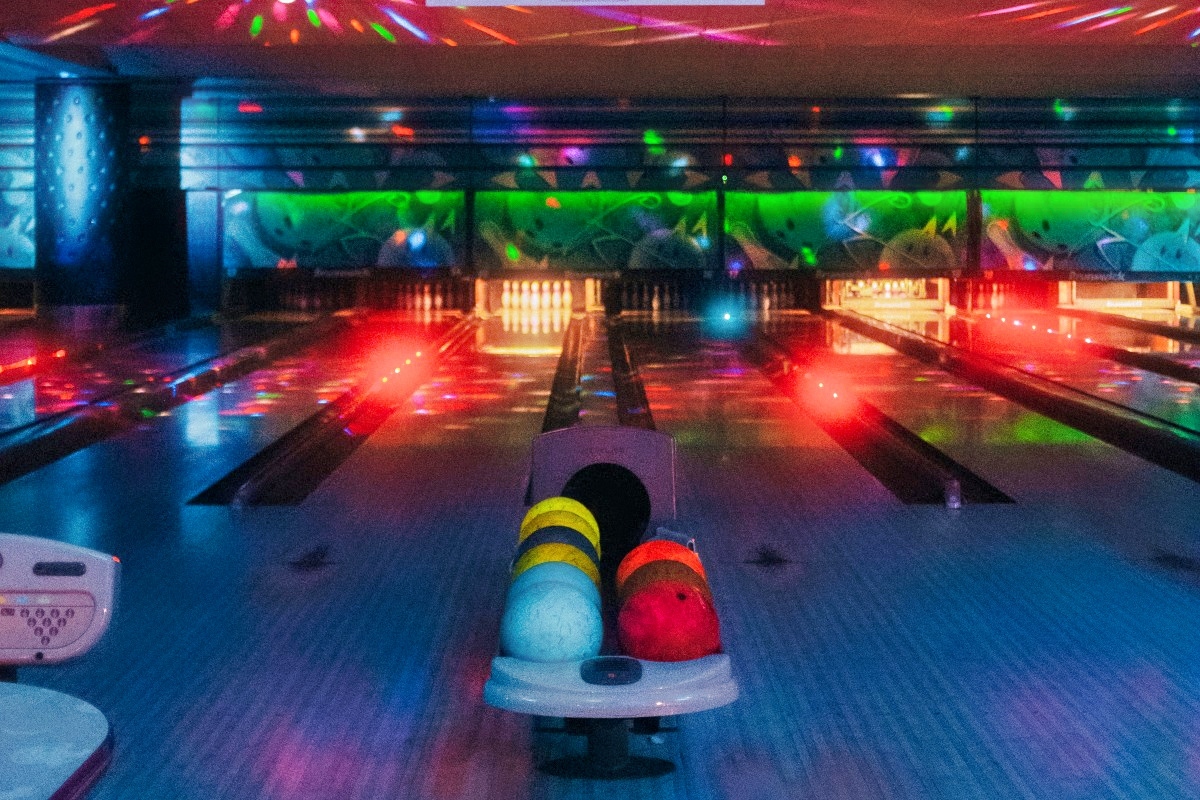 Cinco lugares para jugar boliche en Monterrey
