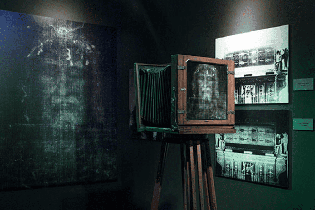 Explora el misterio de la Sábana Santa en esta expo en Monterrey