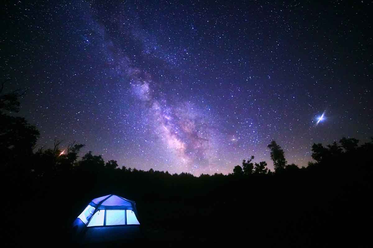 Tour Noche Astronómica: Una noche de camping para ver las estrellas