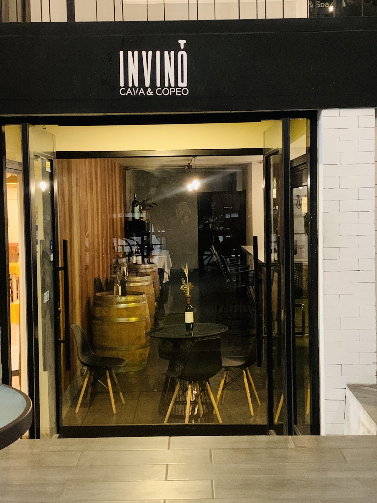 Invino — Invino Cava & Copeo