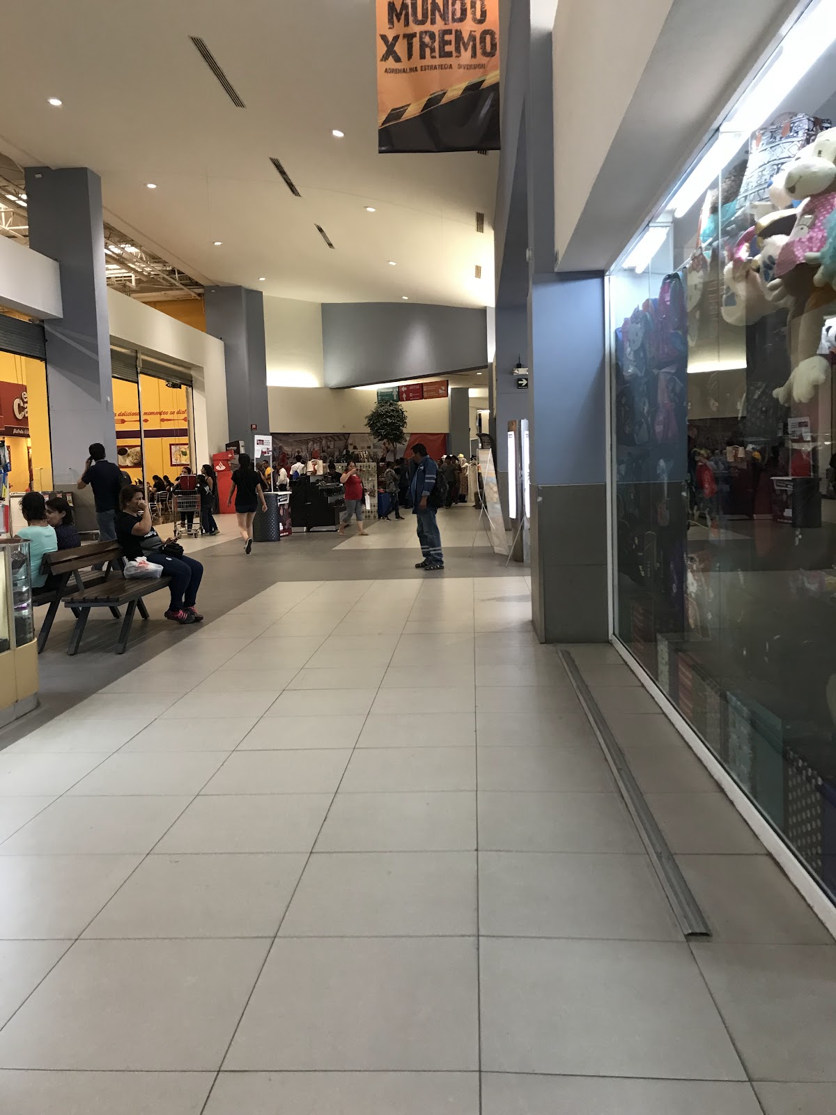 Mall Plaza Lincoln — Mall Plaza Lincoln