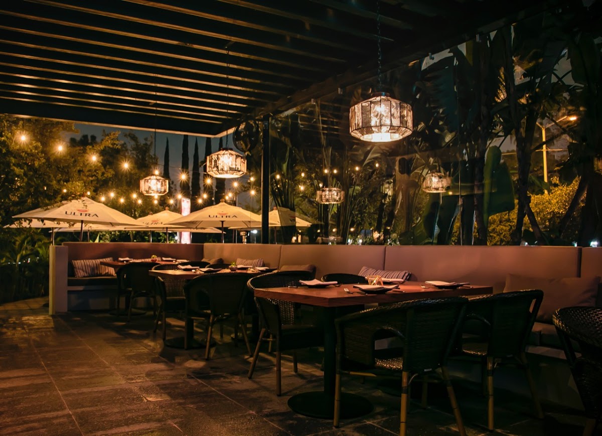 La Colonia — La Colonia